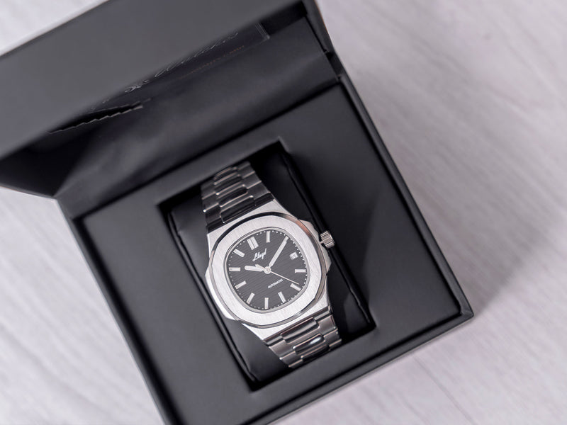 The Pegassus  |  Prime Silver Black